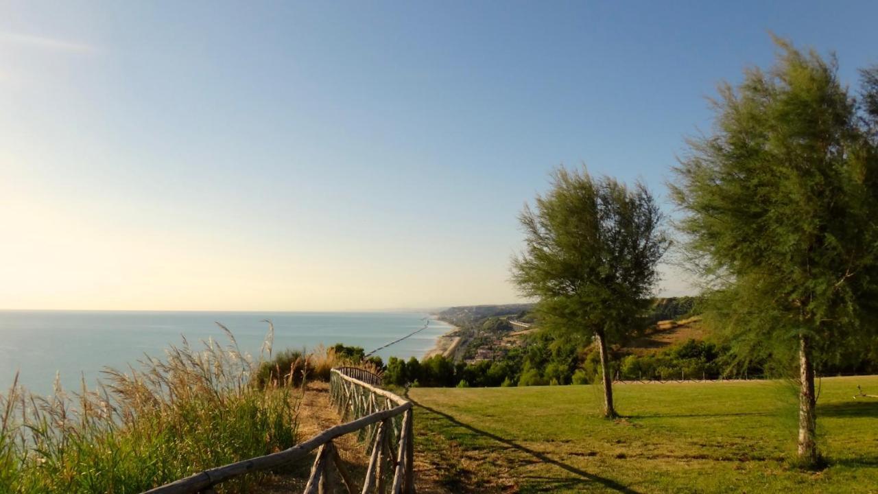 Contea Dei Ciliegi Villa Pedaso Buitenkant foto